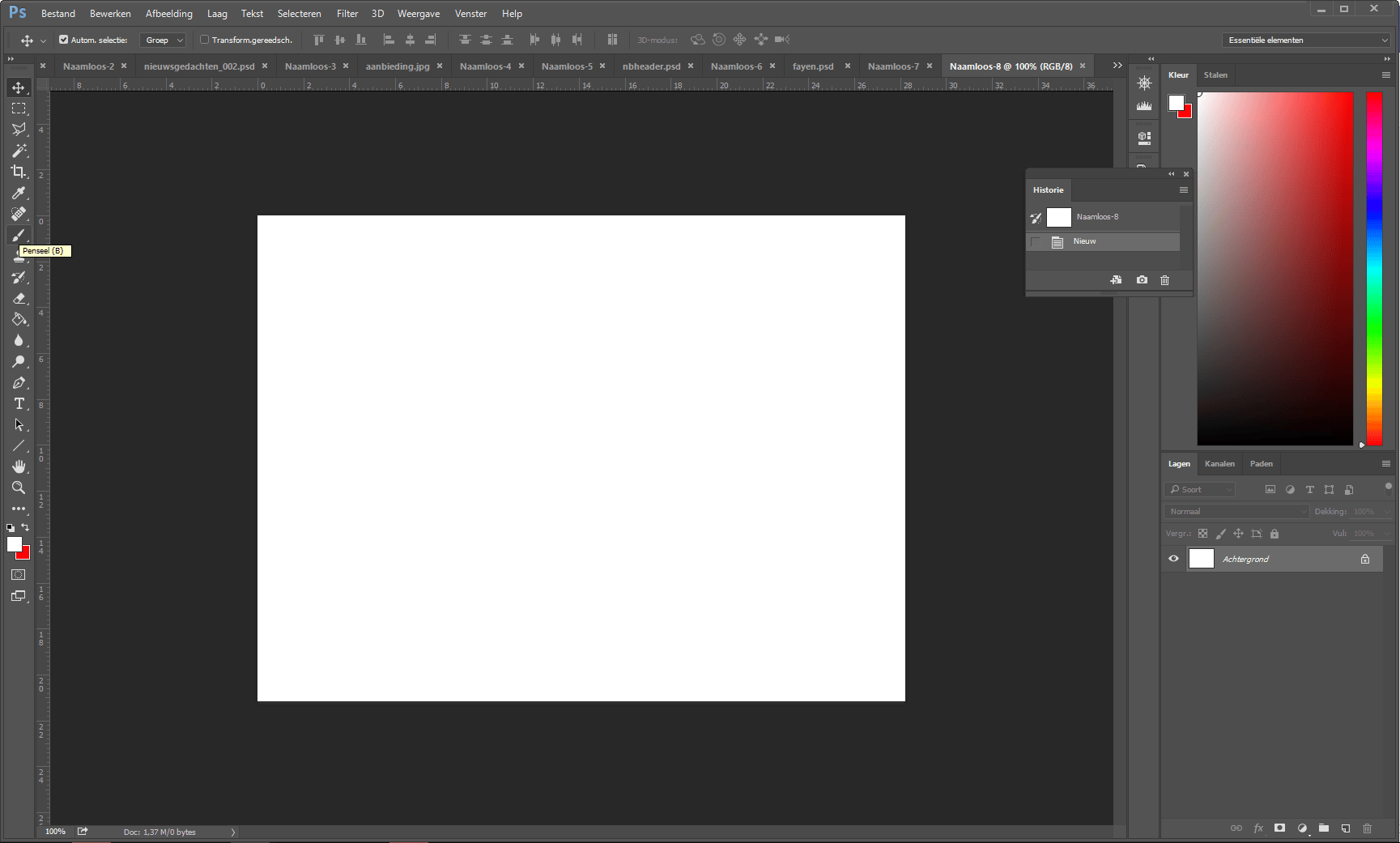 Je kunt in Photoshop álle tools bereiken met de juiste toetscombinatie.