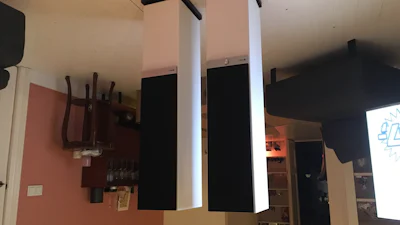 Edwin test de Stereo L van Teufel