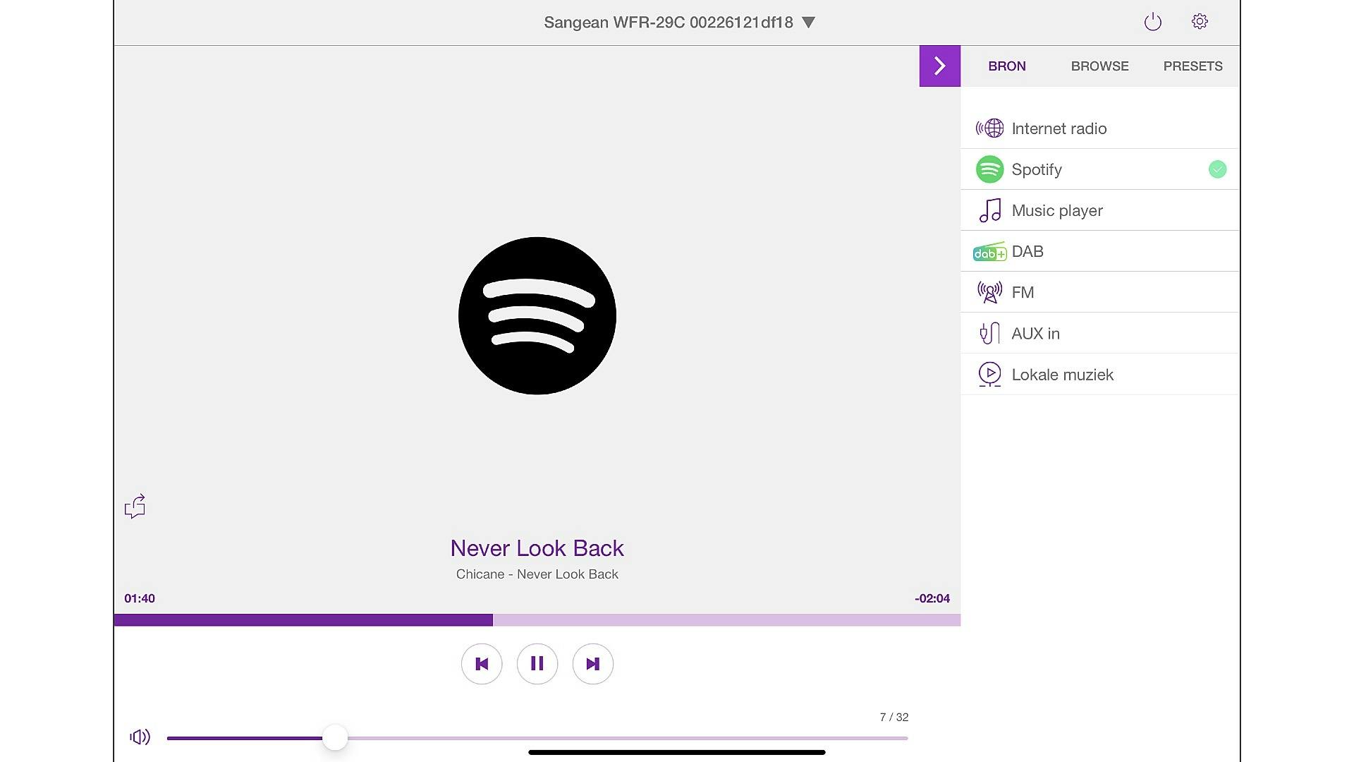 Bedien alle functies van een webradio via een app