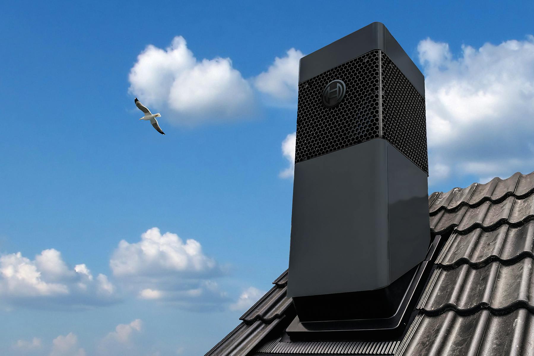 De monoblock op het dak is de oplossing als er in de tuin geen geschikte plaats is voor een buitenunit. (Foto Bosch)