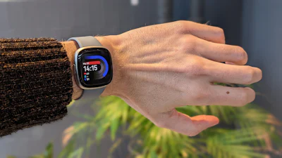 Fitbit Versa 4 - Kaal sporthorloge