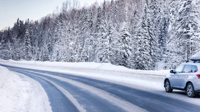 Op wintersport met de auto? Bereid je goed voor met deze tips