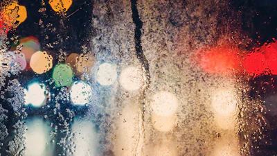 4 tips om beslagen autoramen te verhelpen