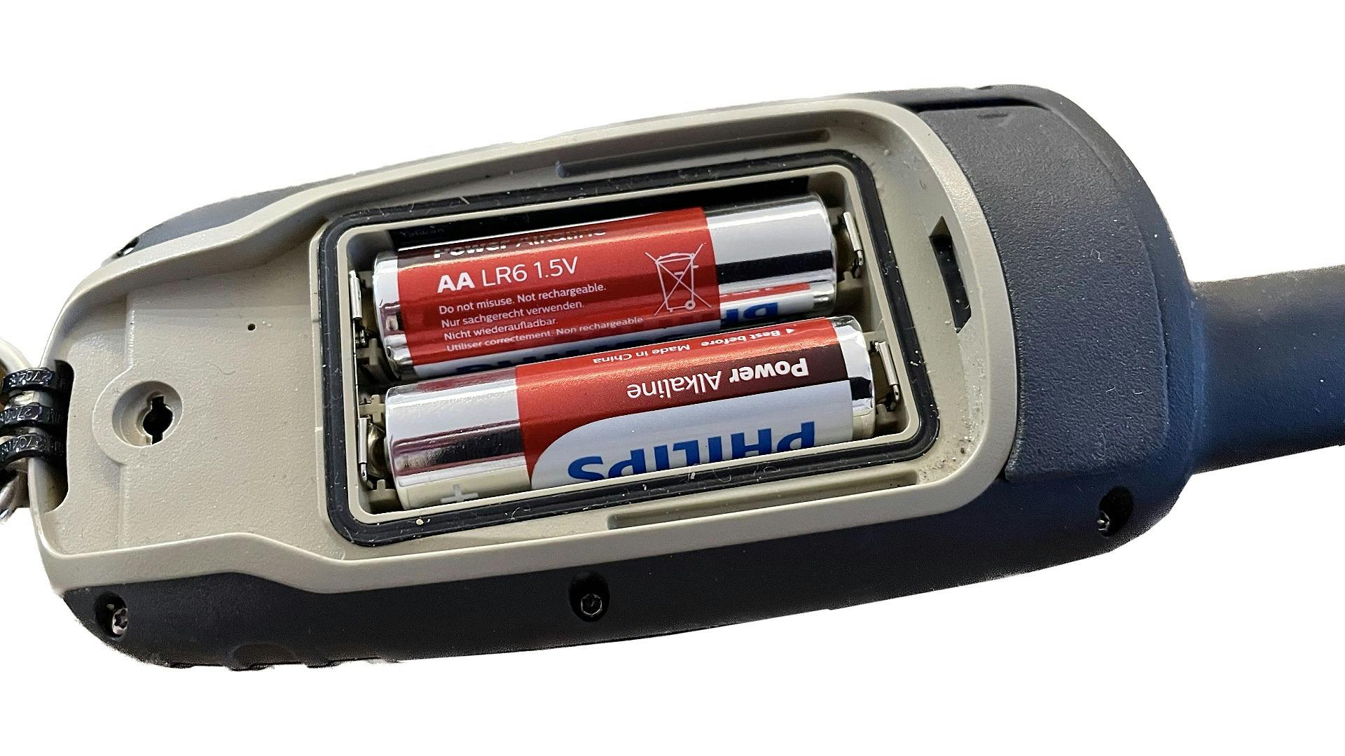 Een handheld-GPS houdt het lang vol op standaard batterijen