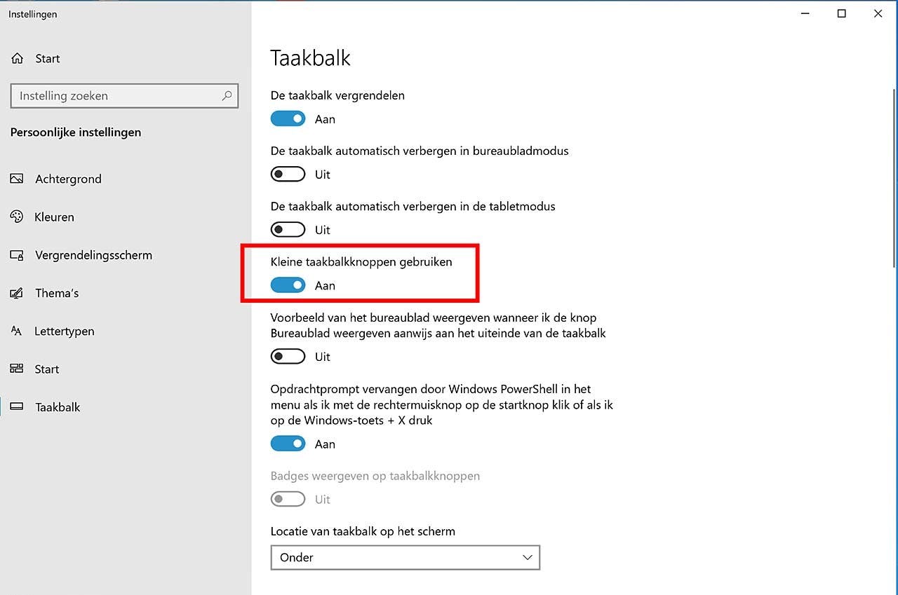 Via de schakelaar Kleine taakbalkknoppen gebruiken reken je af met het monumentale zoekveld in Windows 10 1903