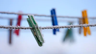 6 tips om je was sneller te drogen in de winter