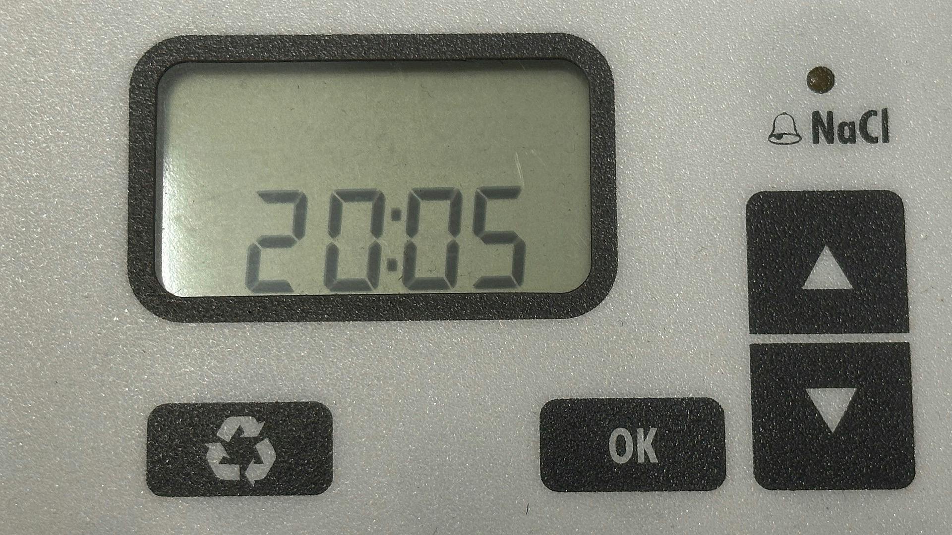 Het bedieningspaneel van een elektronische waterontharder