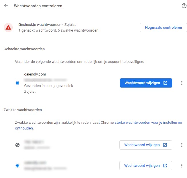 Chrome vond één mogelijk gehackt wachtwoord, alsmede verschillende te zwakke wachtwoorden. Klik op de afbeelding voor een grotere weergave.