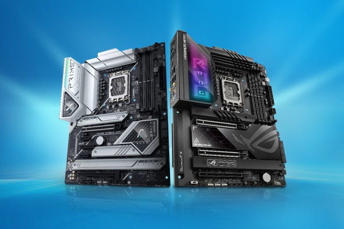 Twee Z790-moederborden van ASUS: links het nieuwe Prime Pro-model, rechts een ROG Maximus-variant.