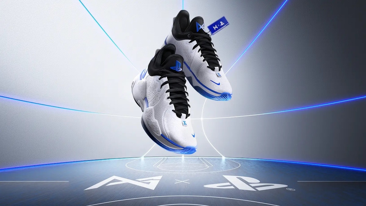 pariteit Doe een poging Vies Sony en Nike onthullen schoenen gebaseerd op PlayStation 5-ontwerp |  Gamer.nl