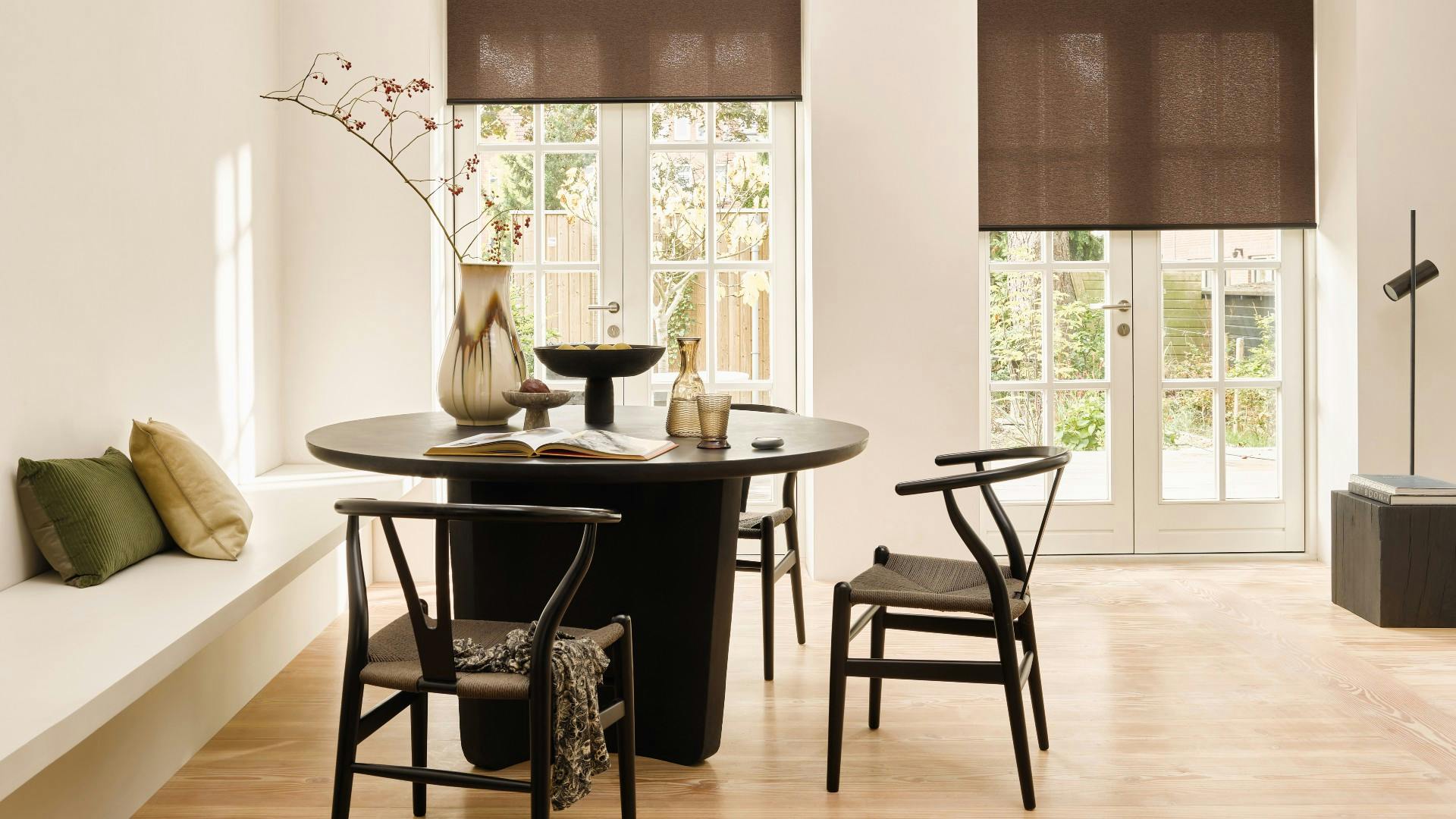 Rolgordijnen hebben meestal een vuilwerende finish.