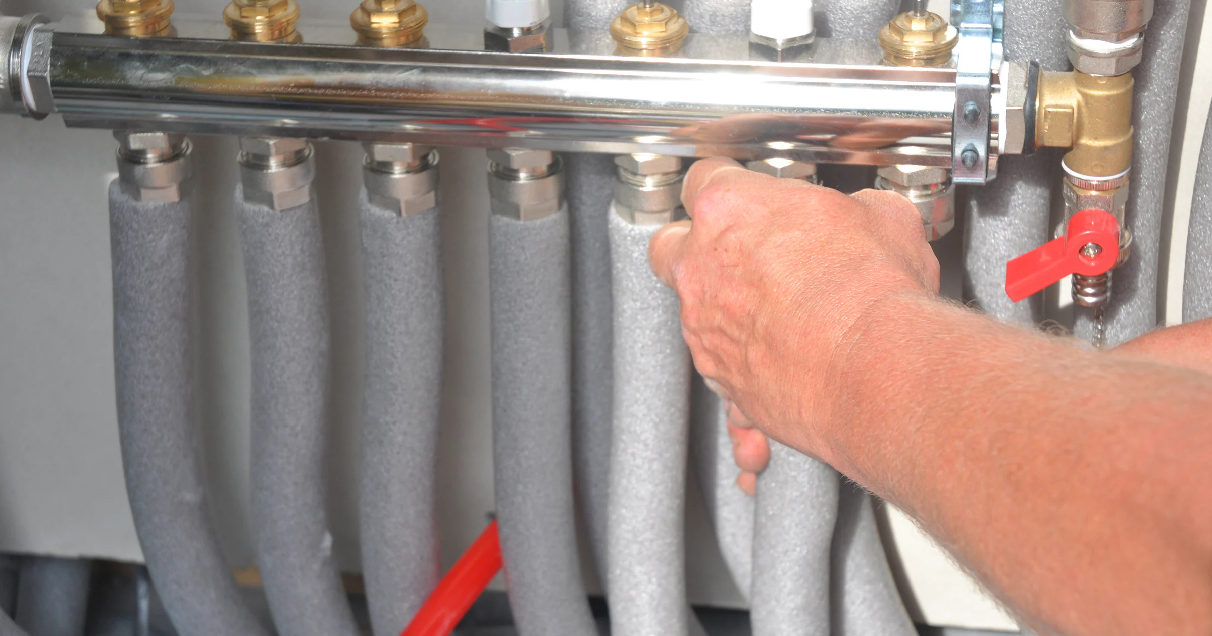 Verwarmingsbuizen isoleren: snel gedaan én snel bespaard!