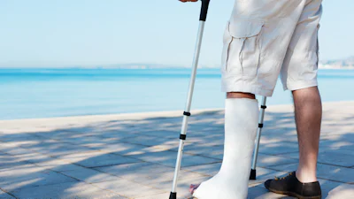 Wat is slimmer, medische kosten verzekeren op je reispolis of je zorgpolis?