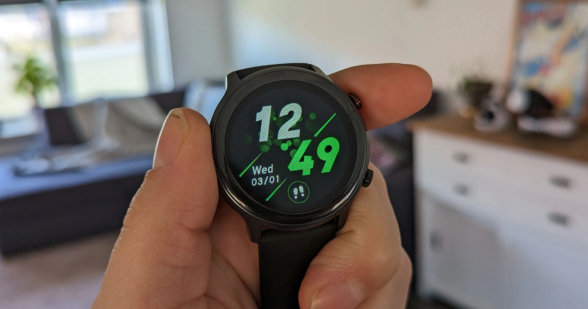Review Hama Fit Watch 6910 - Schittert in eenvoud