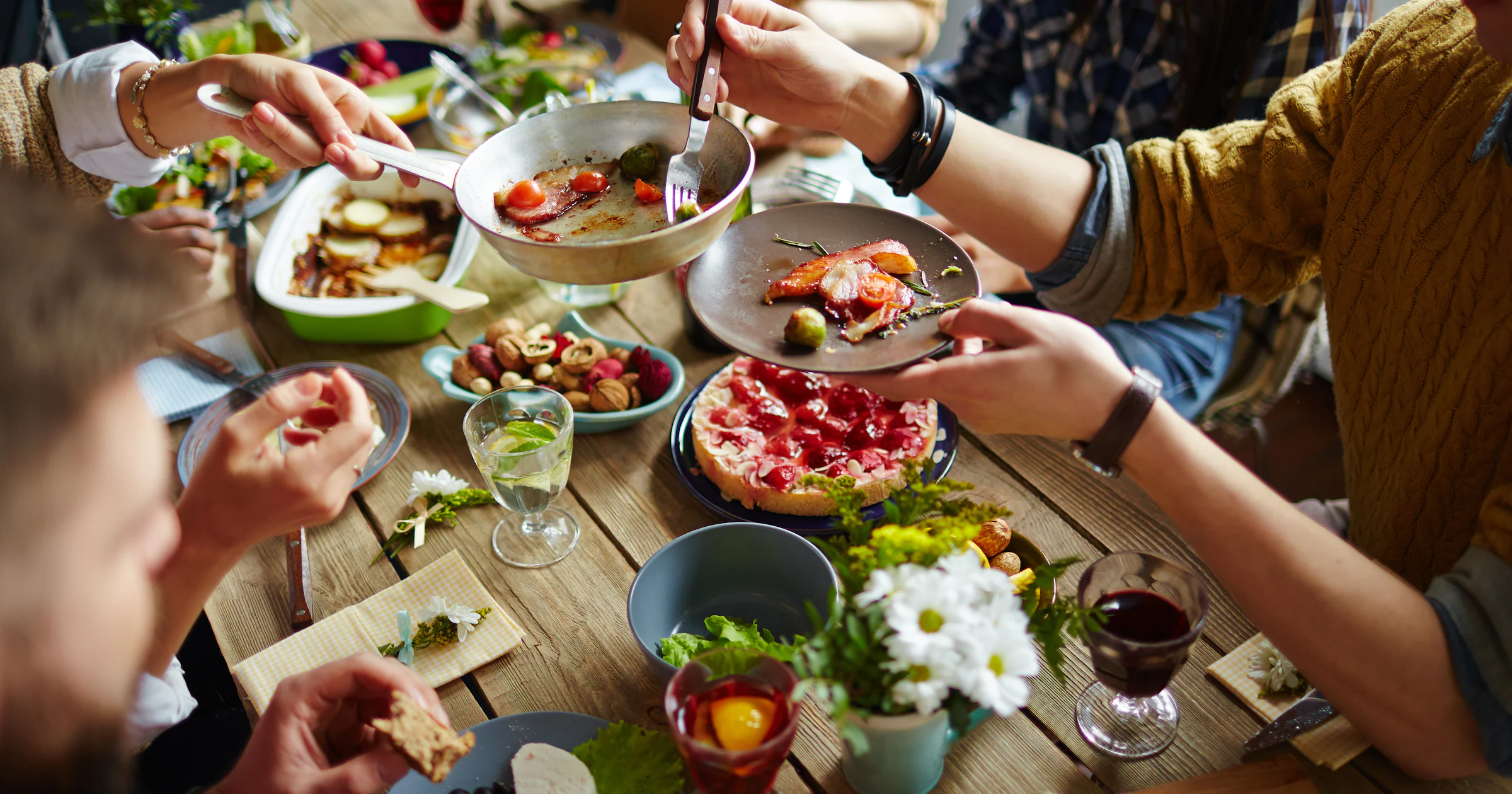 Aan tafel! Afvallen en toch lekker koken voor een groot gezelschap