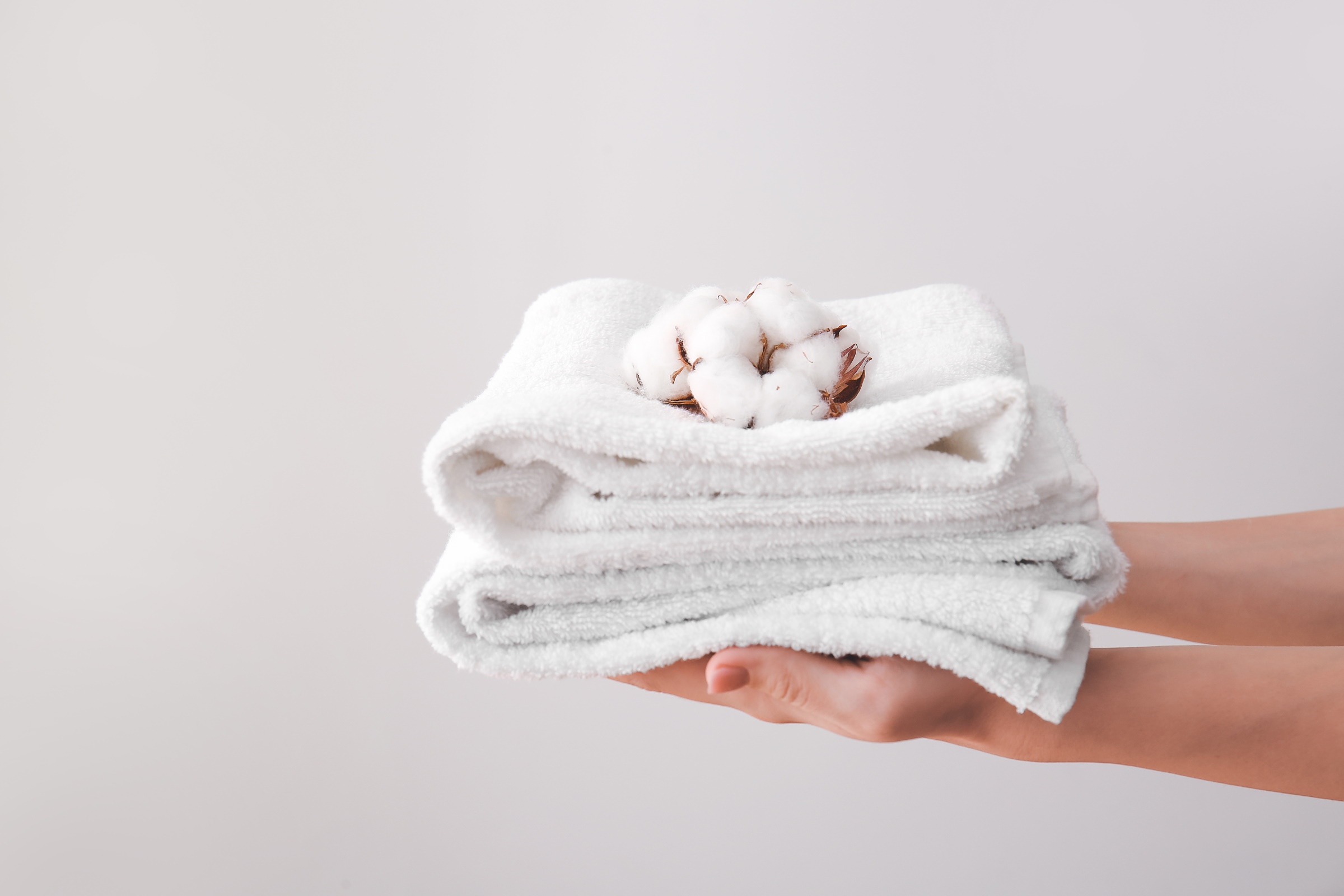 film woensdag verfrommeld Zes tips voor altijd zijdezachte handdoeken (ook als je géén wasdroger  hebt) | ID.nl