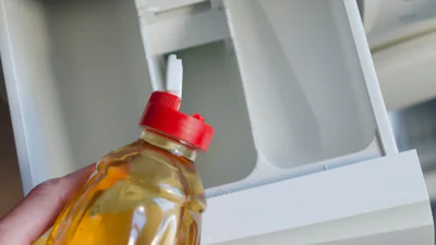 Azijn in je wasmachine: wel of niet doen?