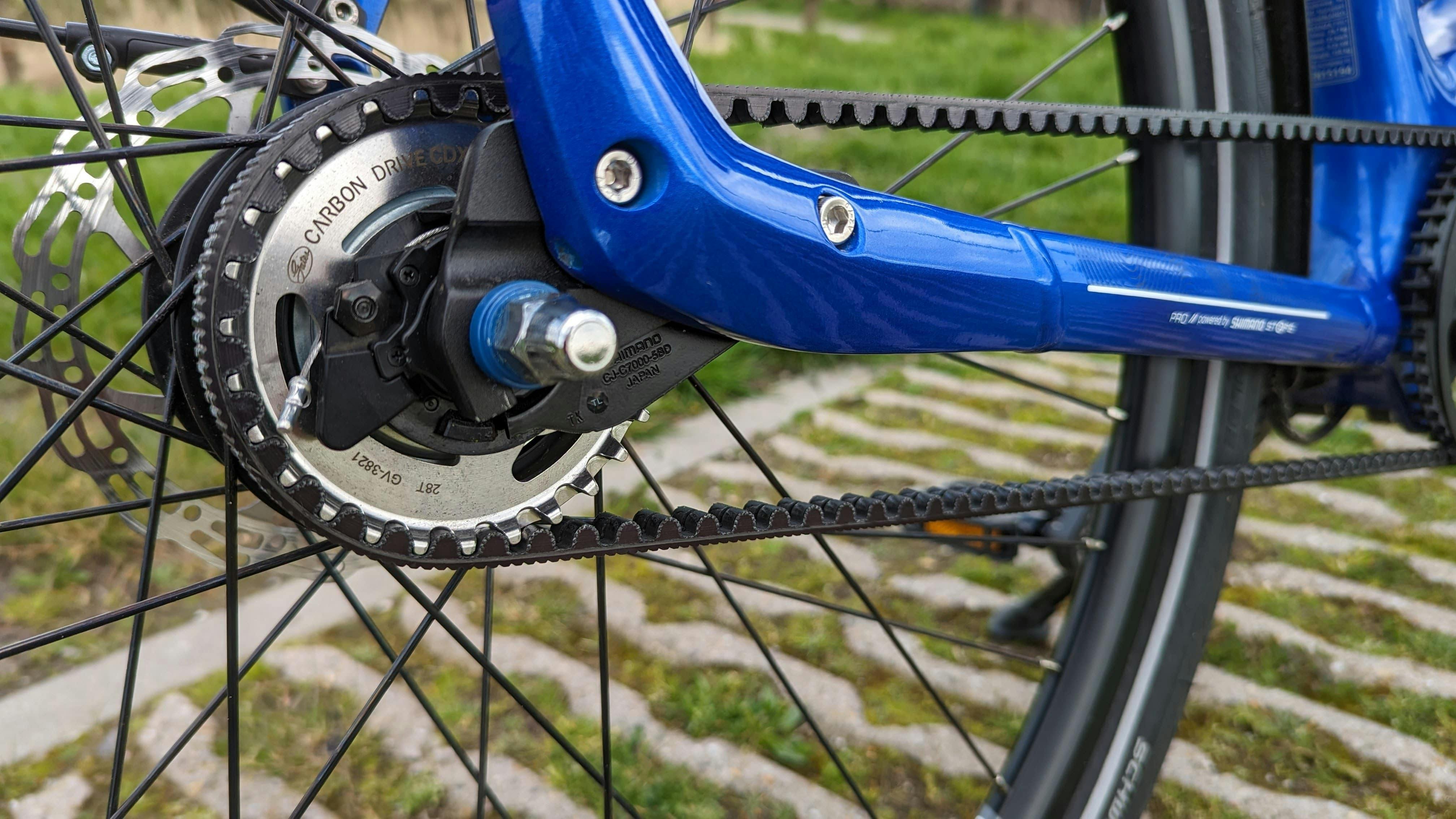 Riemaandrijving zorgt voor minder onderhoud.