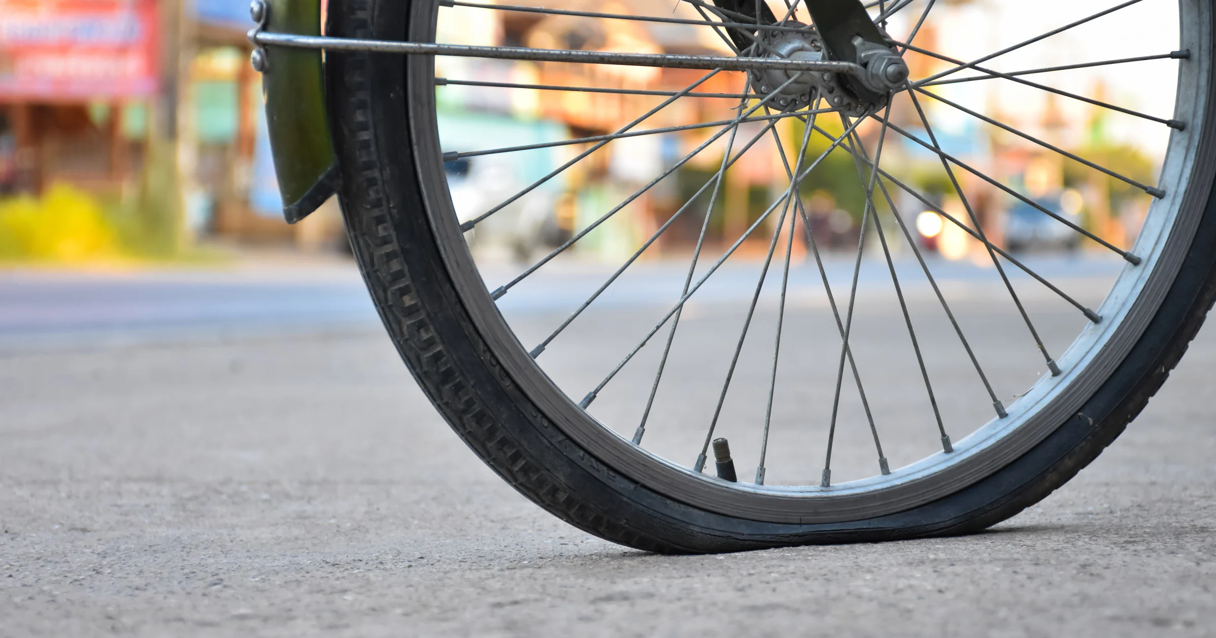 Zelf je fiets onderhouden: zo plak je een lekke band