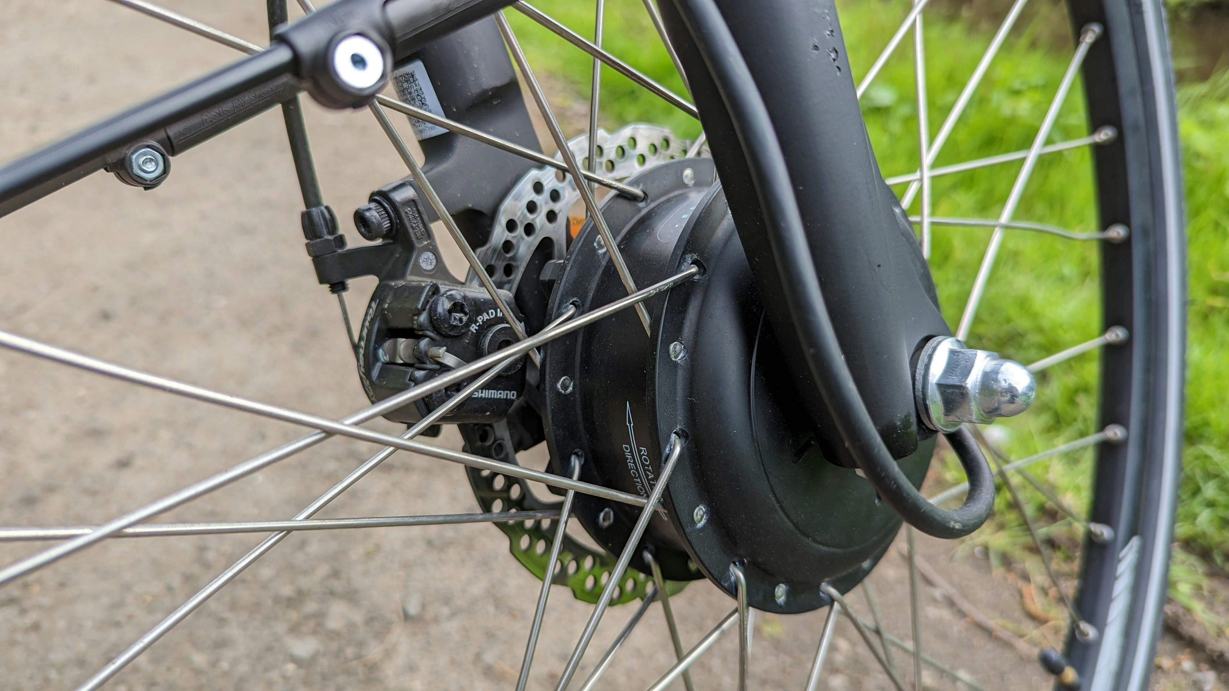 De voorwielmotor van de Amslod Hamilton.