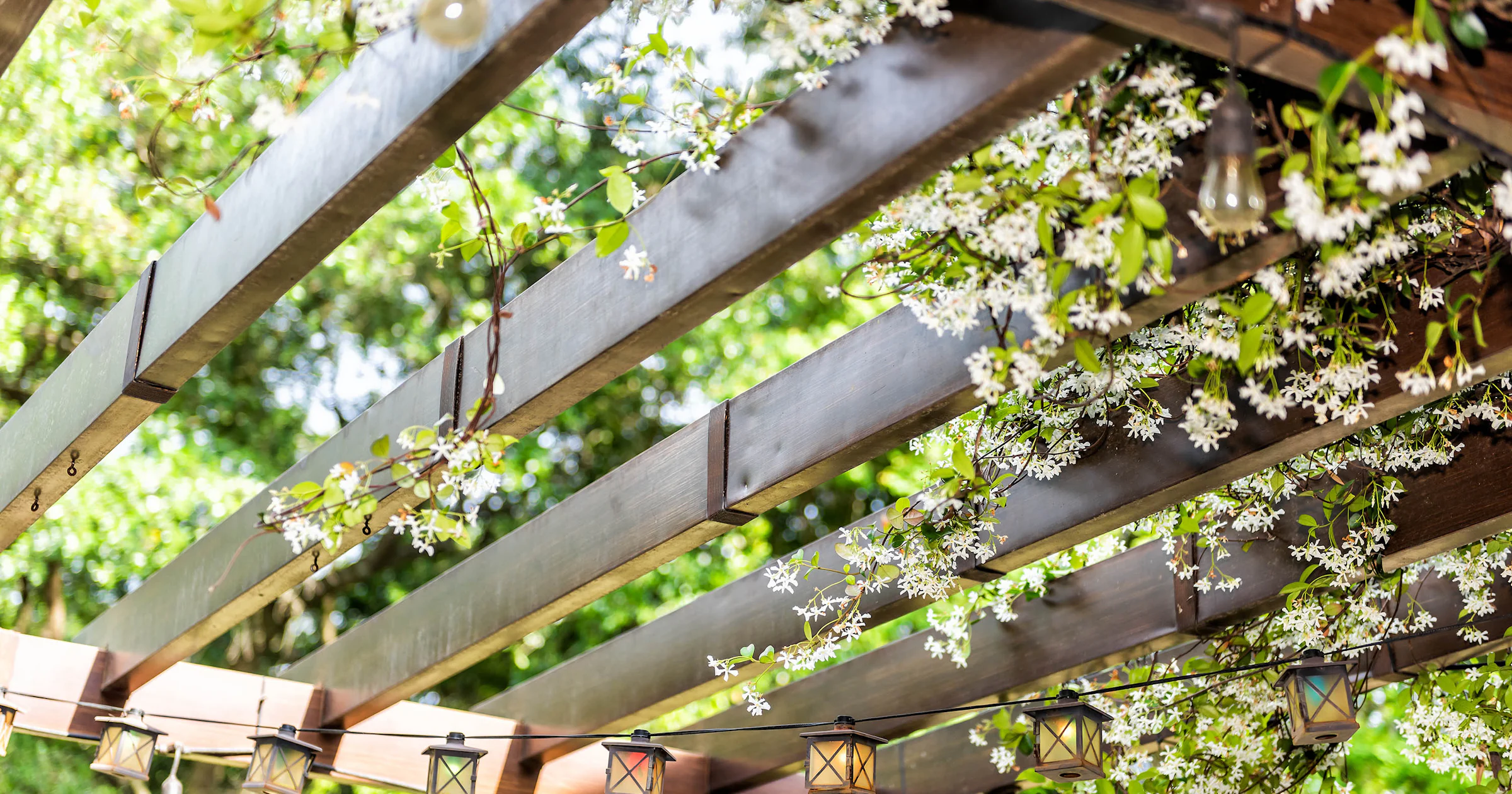 Een pergola in de tuin? Die bouw je gewoon zelf!