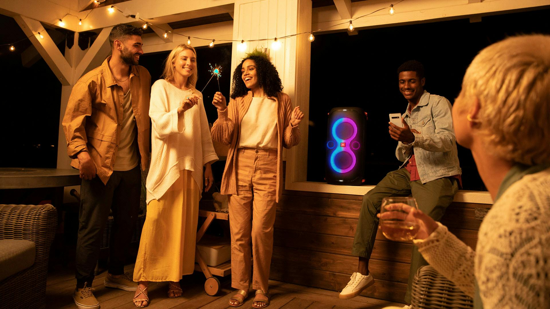 Avondfeest met JBL Partybox 310