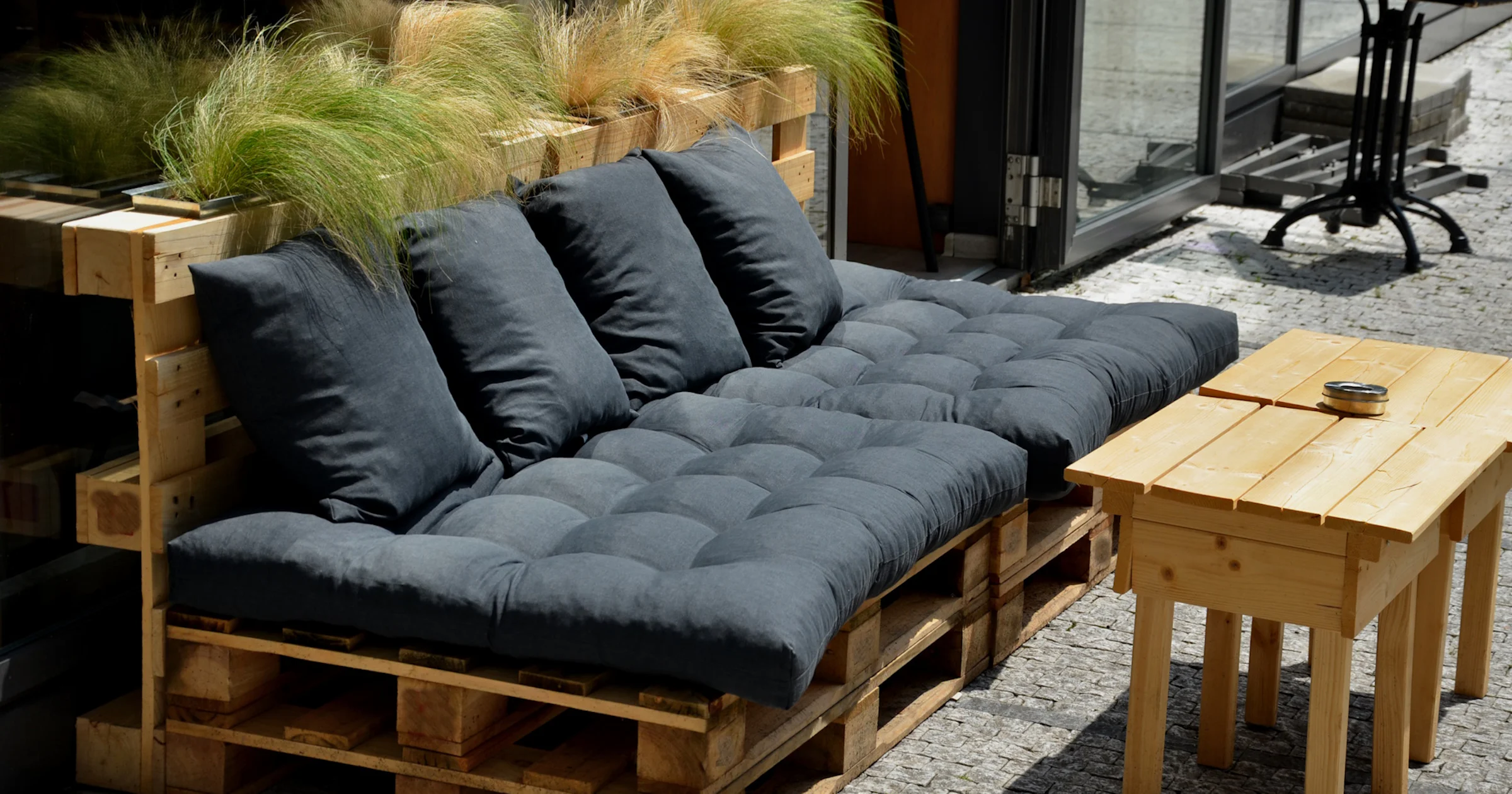 Zo maak je een palletbank: stap-voor-stapuitleg