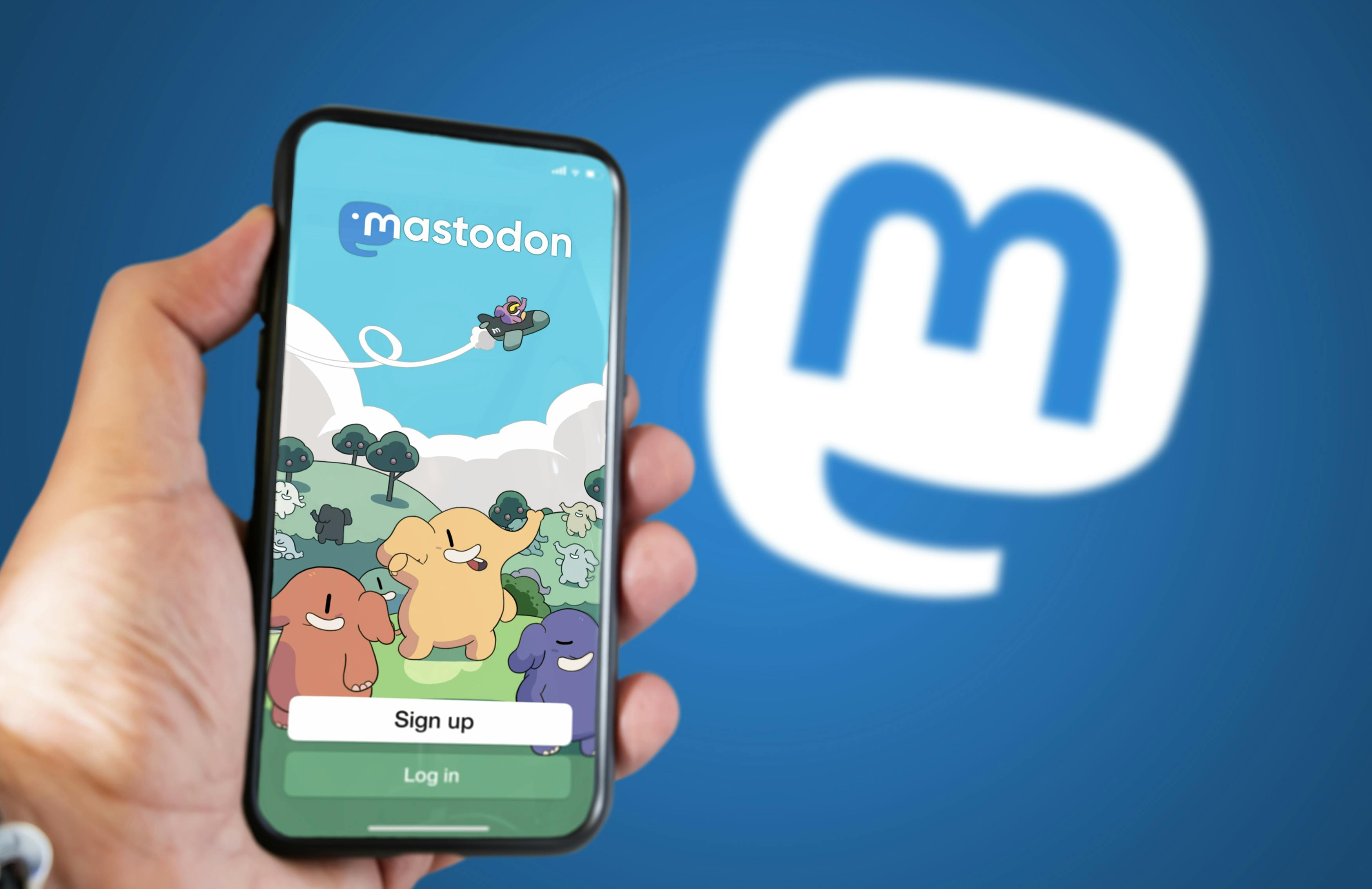 Er is een officiële app, maar je kunt ook door anderen gemaakte applicaties gebruiken om Mastodon te bezoeken. Foto: rarrarorro – stock.adobe.com.