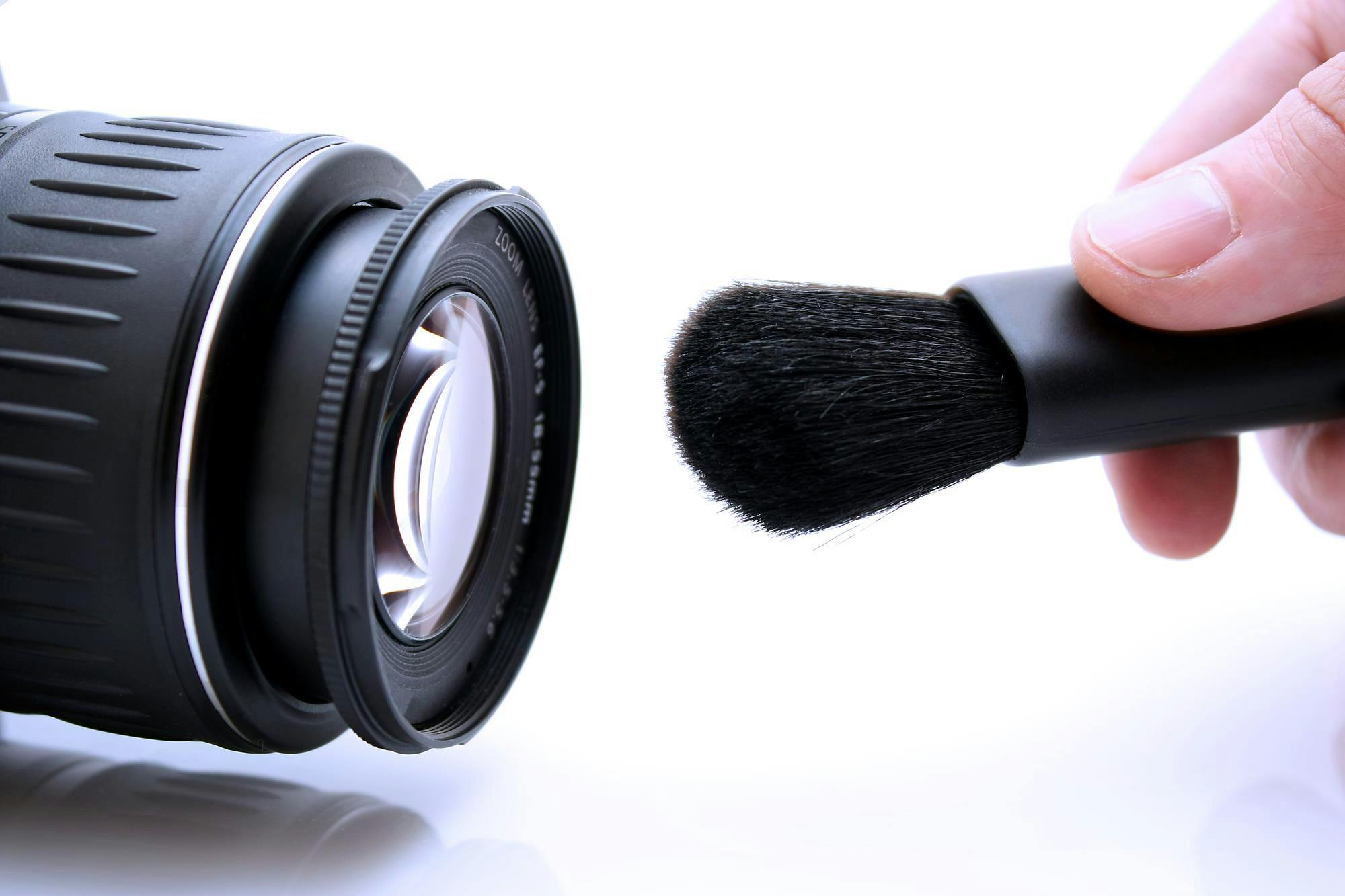 objectief camera schoonmaken kwast