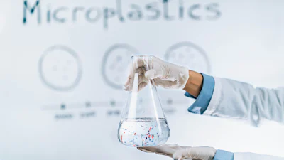 Microplastics in de wasmachine: het onzichtbare gevaar van onze kleding