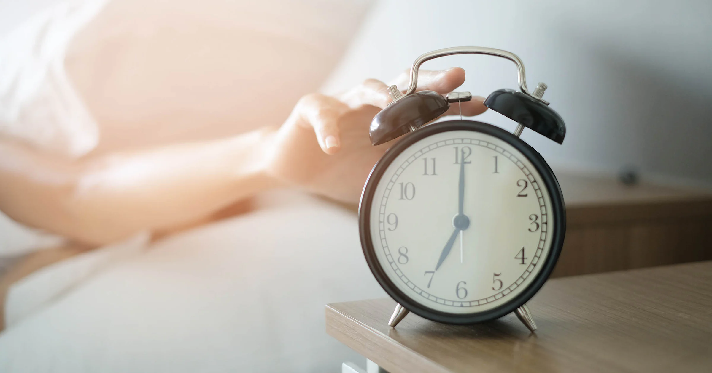 ⏰ To snooze or not to snooze? Dit is de fijnste manier om wakker te worden
