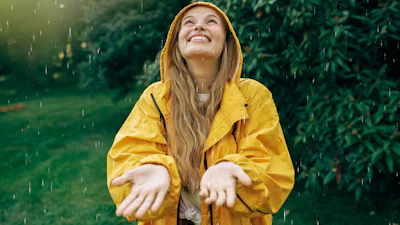 Je regenjas wassen én waterdicht houden: natuurlijk kan dat!