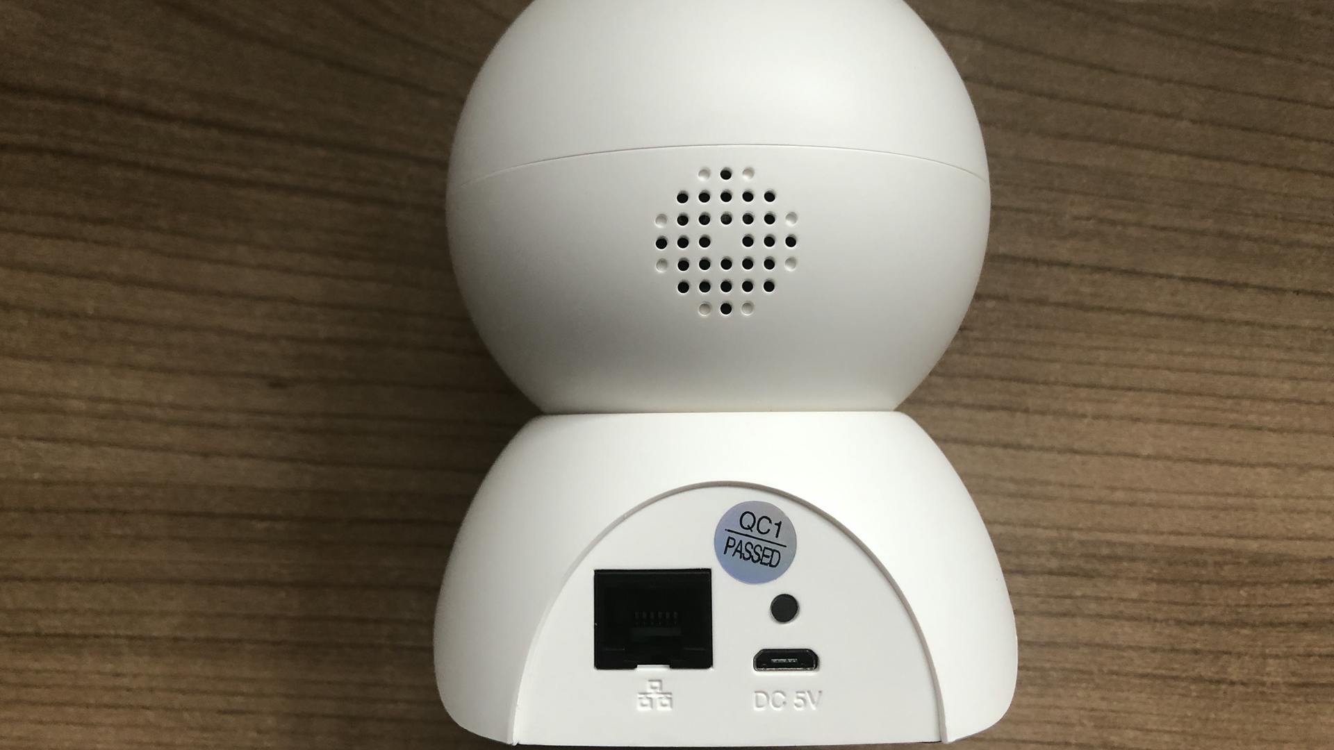 Aansluitingen Foscam X5 aan achterzijde