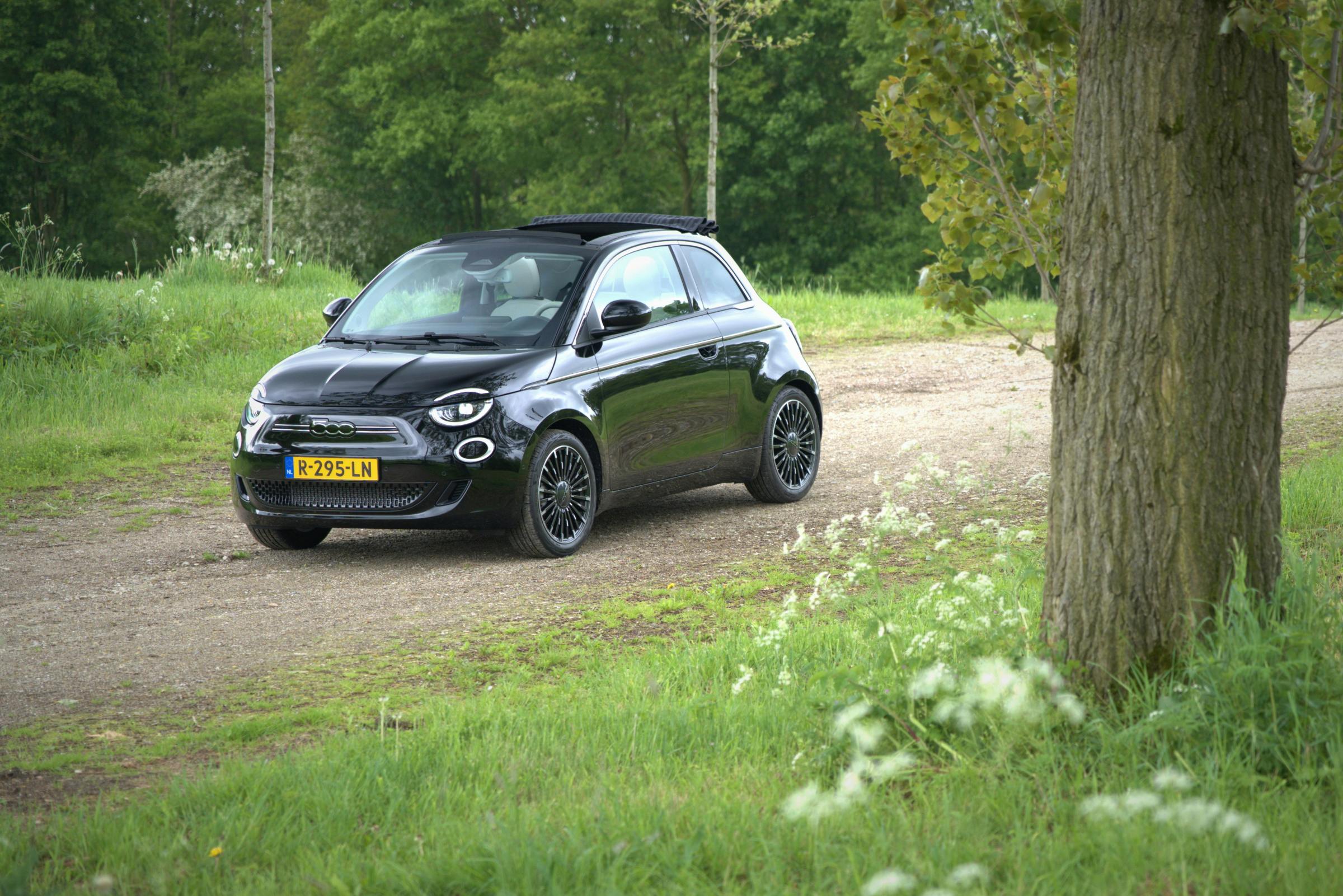 Fiat 500e (hier in cabrio-uitvoering).