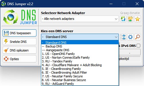 In de gratis tool DNS Jumper (Windows) hoef je de gewenste DNS-filterservers maar te selecteren.