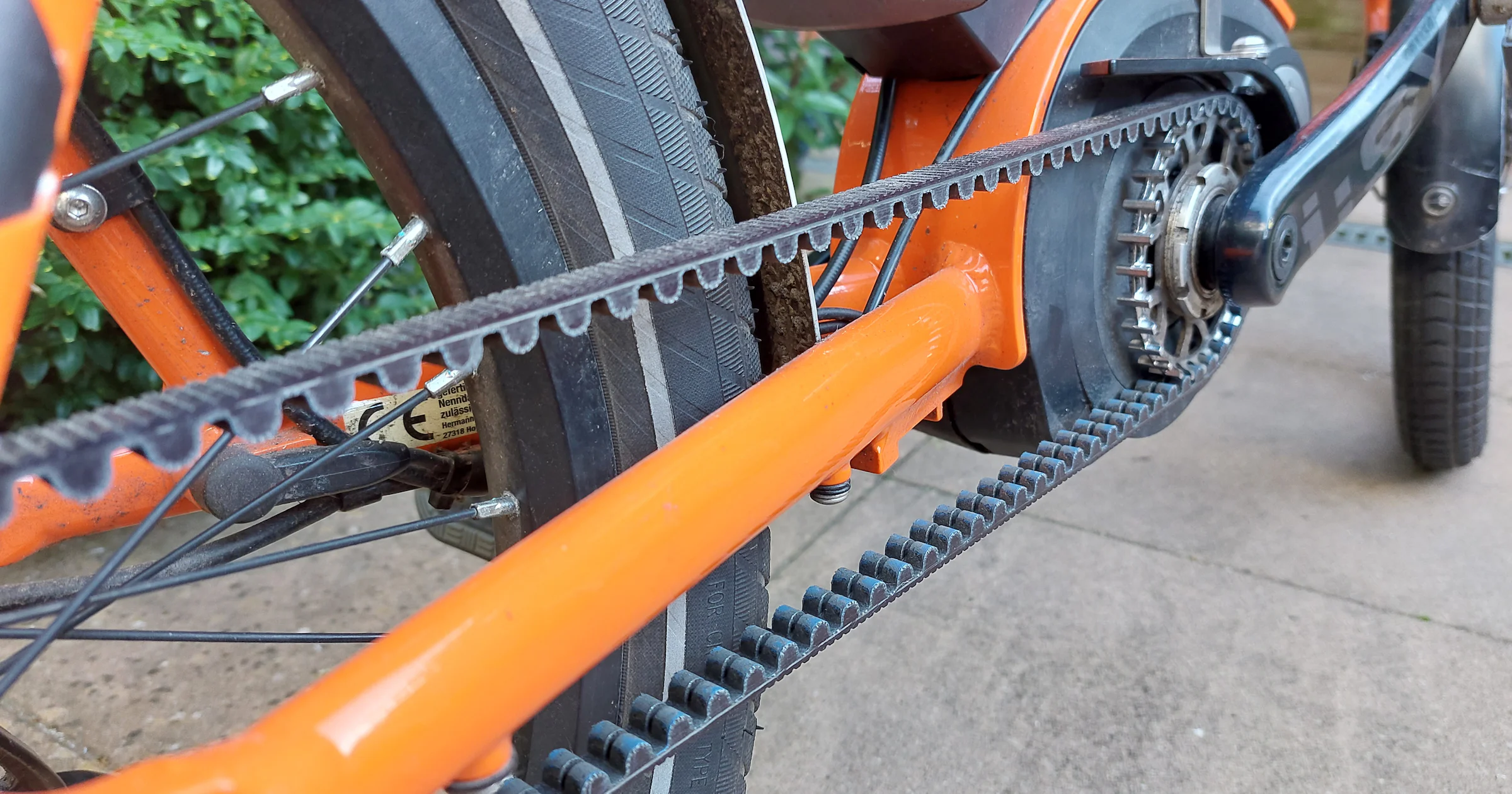 Aandrijfdilemma: ketting of riem op je e-bike?