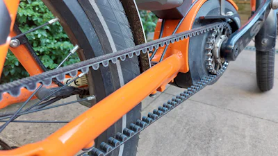 Aandrijfdilemma: ketting of riem op je e-bike?