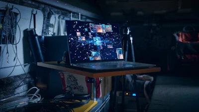 Duurzame laptop blinkt uit in loodzware computertaken