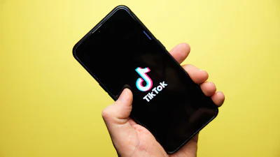 Europese Commissie: TikTok is te verslavend