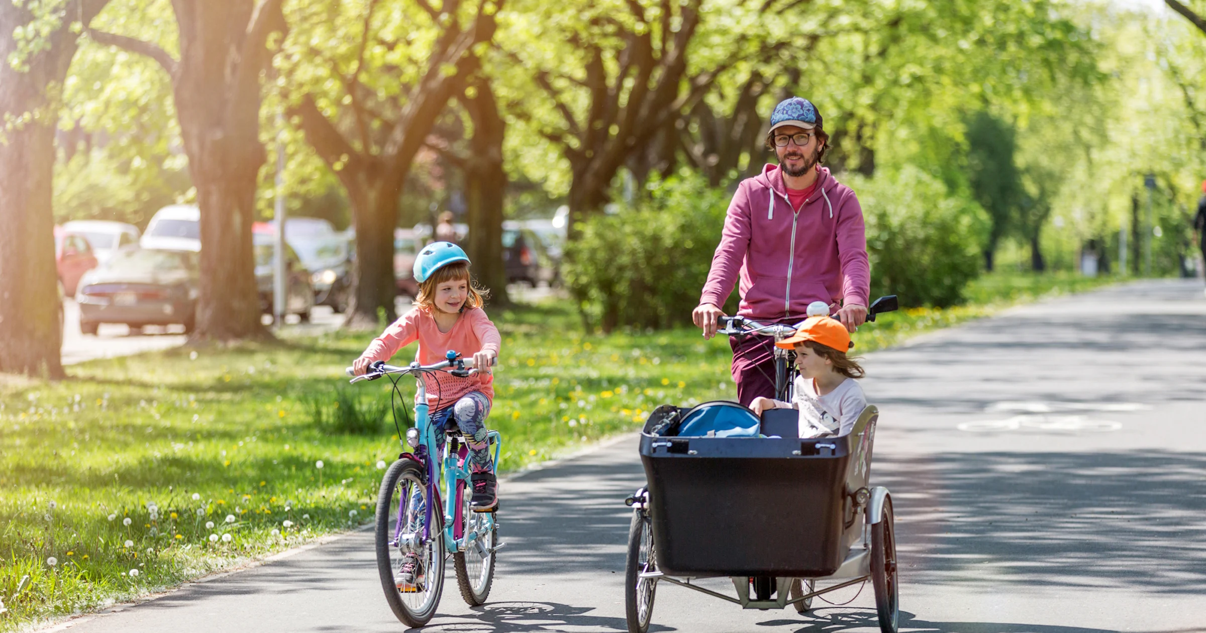 Bakfiets of fietskar voor je kinderen: wat past het best bij jou?