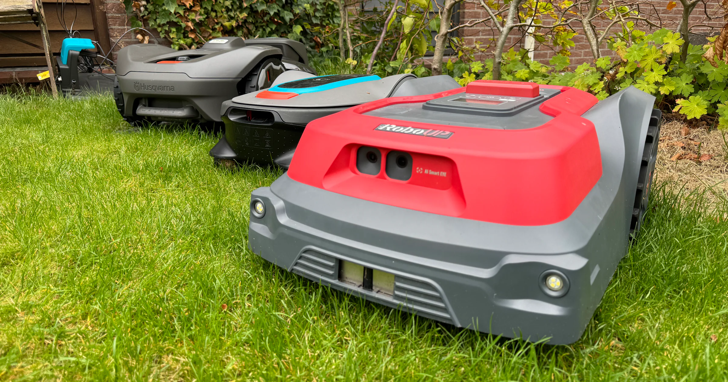 Slimme robotmaaiers: drie krachtpatsers getest!