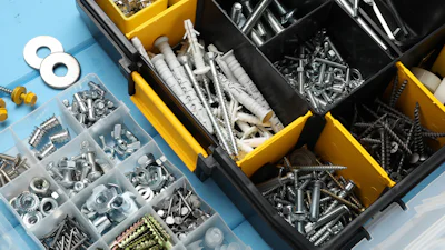 Schroeven, pluggen, bouten en moeren: even je kluskennis bijspijkeren!