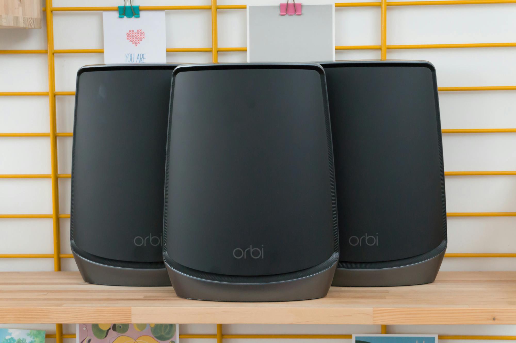 Review Netgear Orbi RBK863s – Te weinig vernieuwing