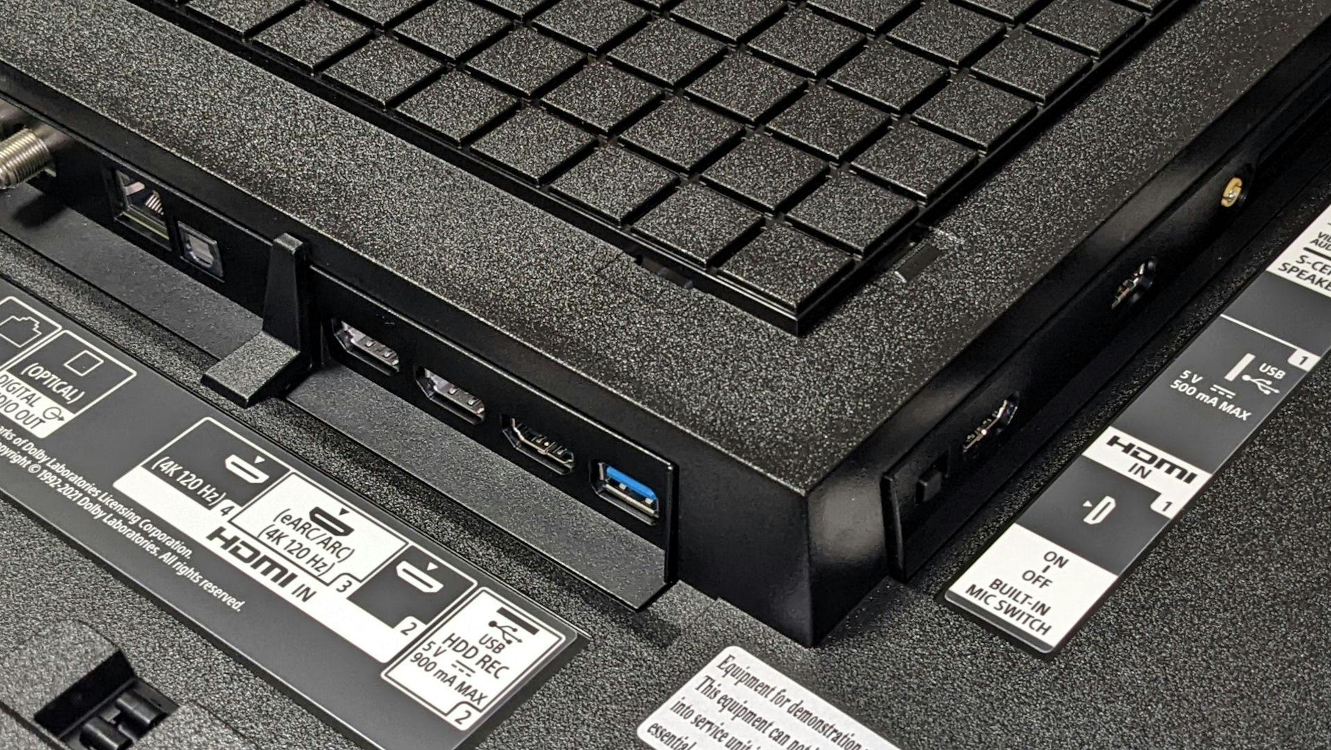 Hiervoor gebruik je de usb-poort op je smart-tv