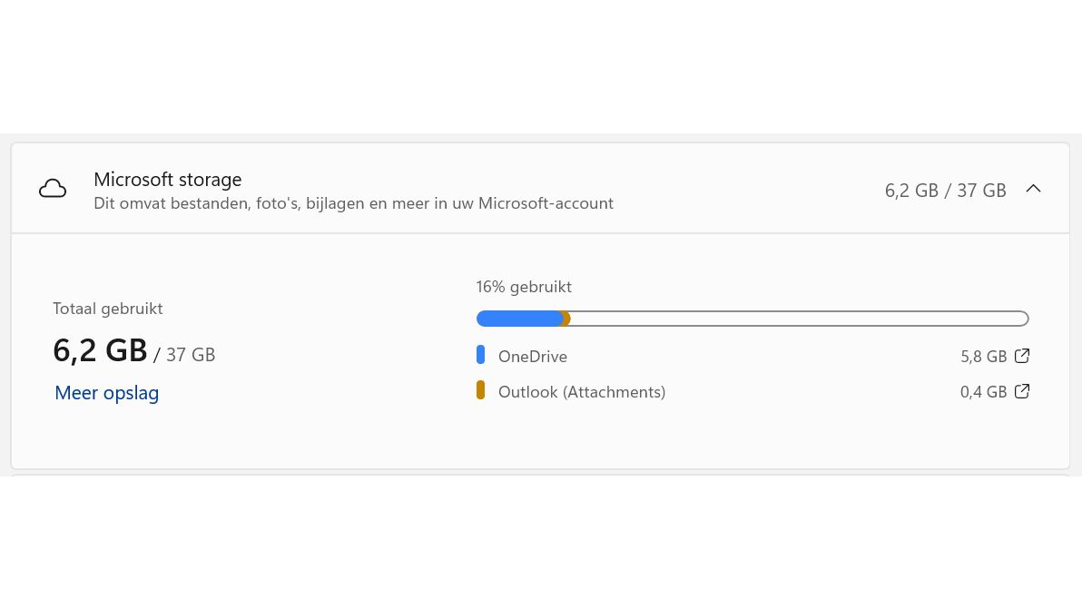 Het Windows-instellingenvenster geeft weer hoeveel OneDrive-ruimte er nog is.