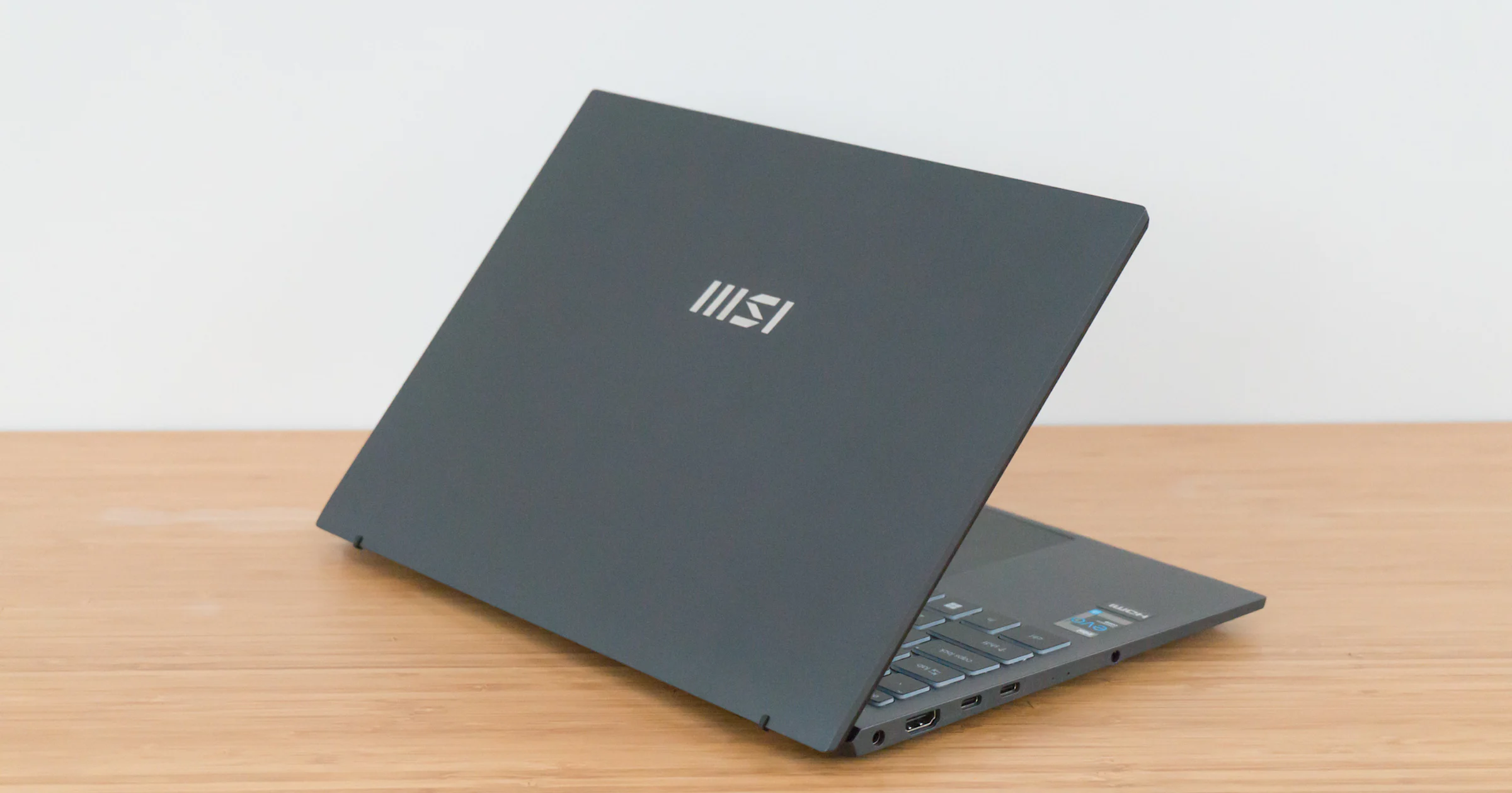 Review MSI Prestige Evo 13 A13M – Compacte en lichte reisgenoot