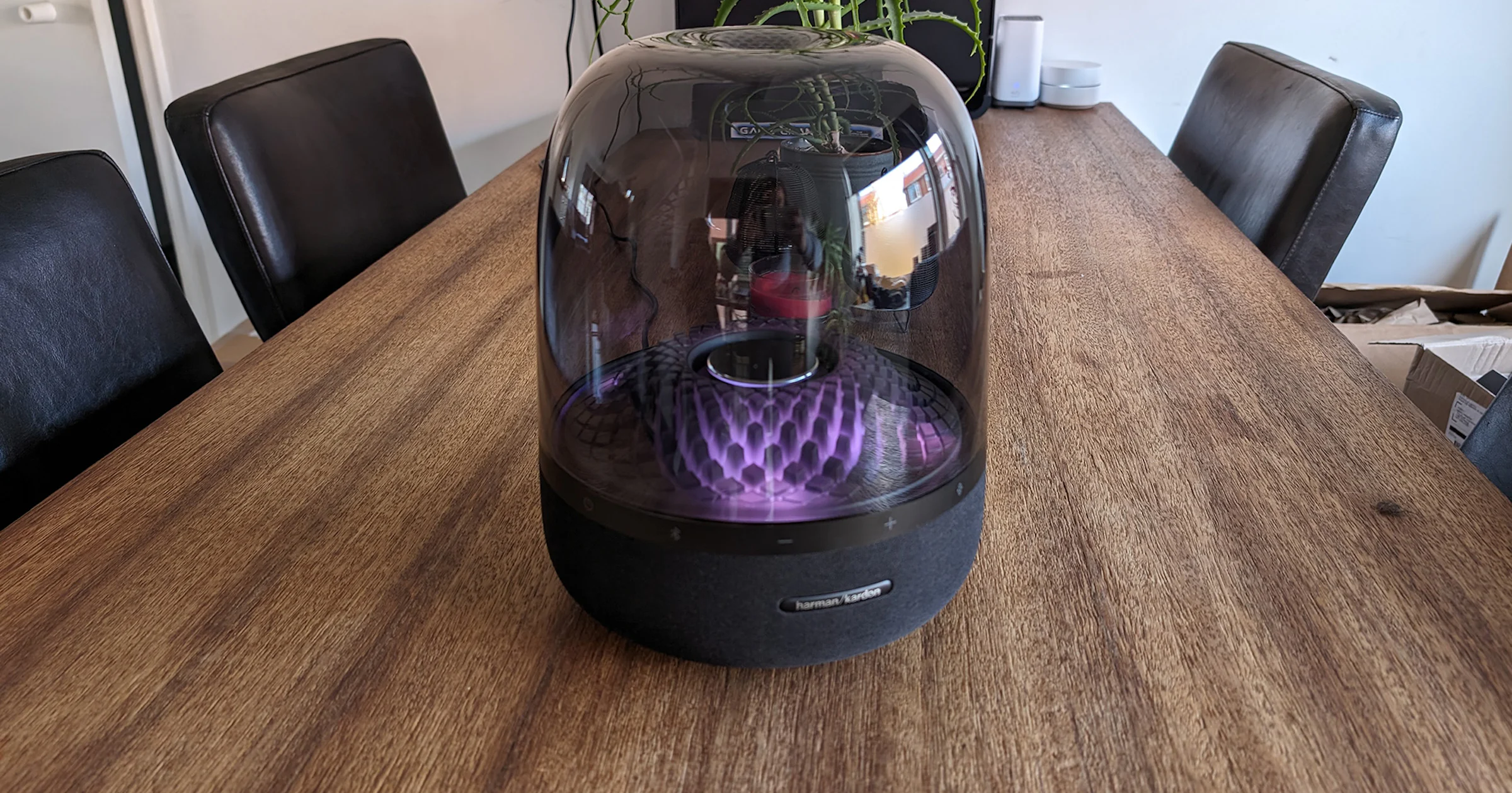 Review - Harman Kardon Aura Studio 4 is opvallend ouderwets