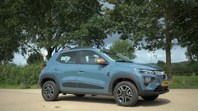 Review Dacia Spring Electric 65 - Extra pk's voor goedkoopste nieuwe EV