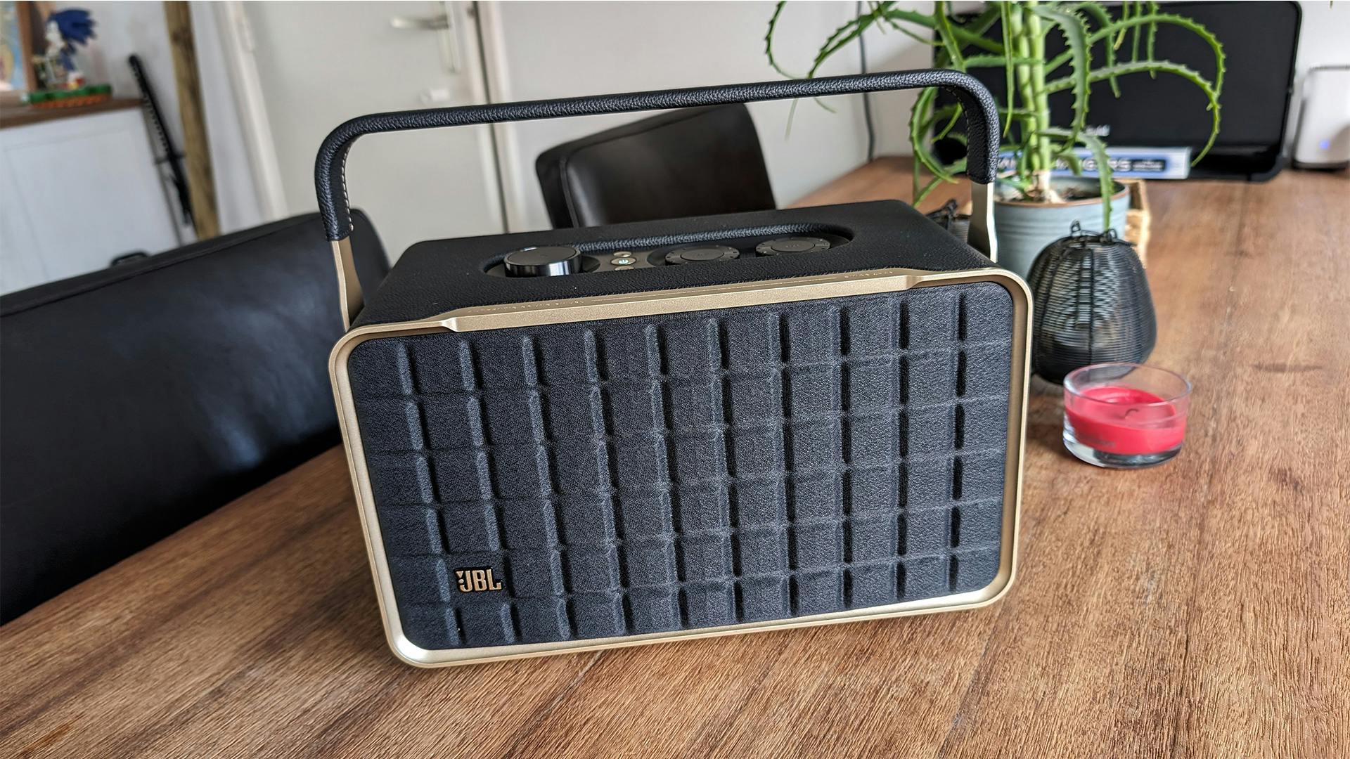 Review JBL Authentics 300 - veelzijdige speaker met een hoge prijs