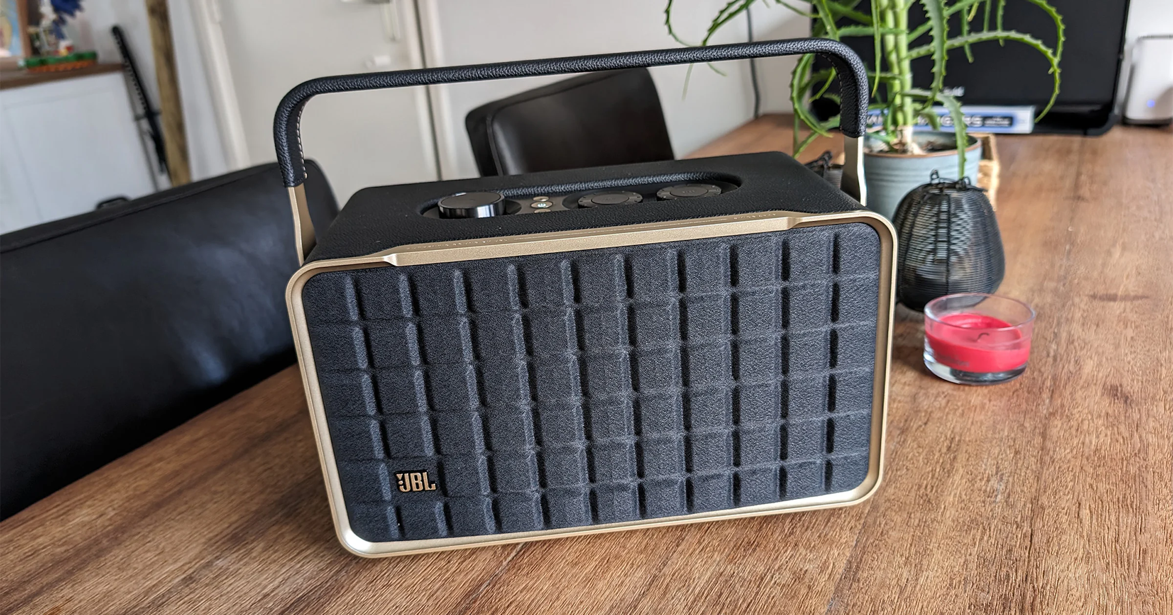 Review JBL Authentics 300 - veelzijdige speaker met een hoge prijs